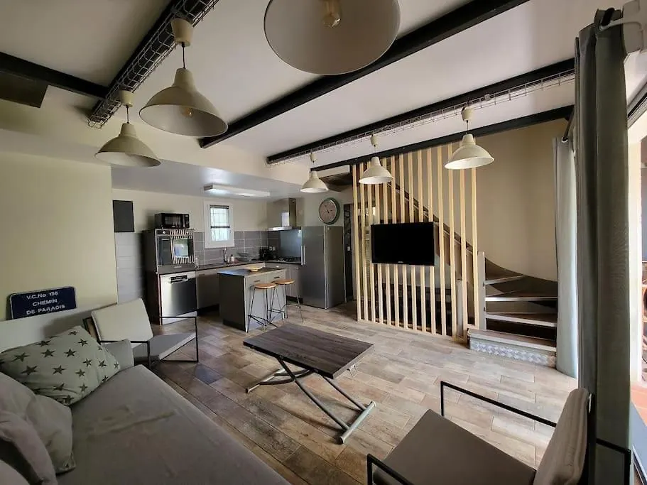 La Maison Du Bonheur Six-Fours-les-Plages 0*,