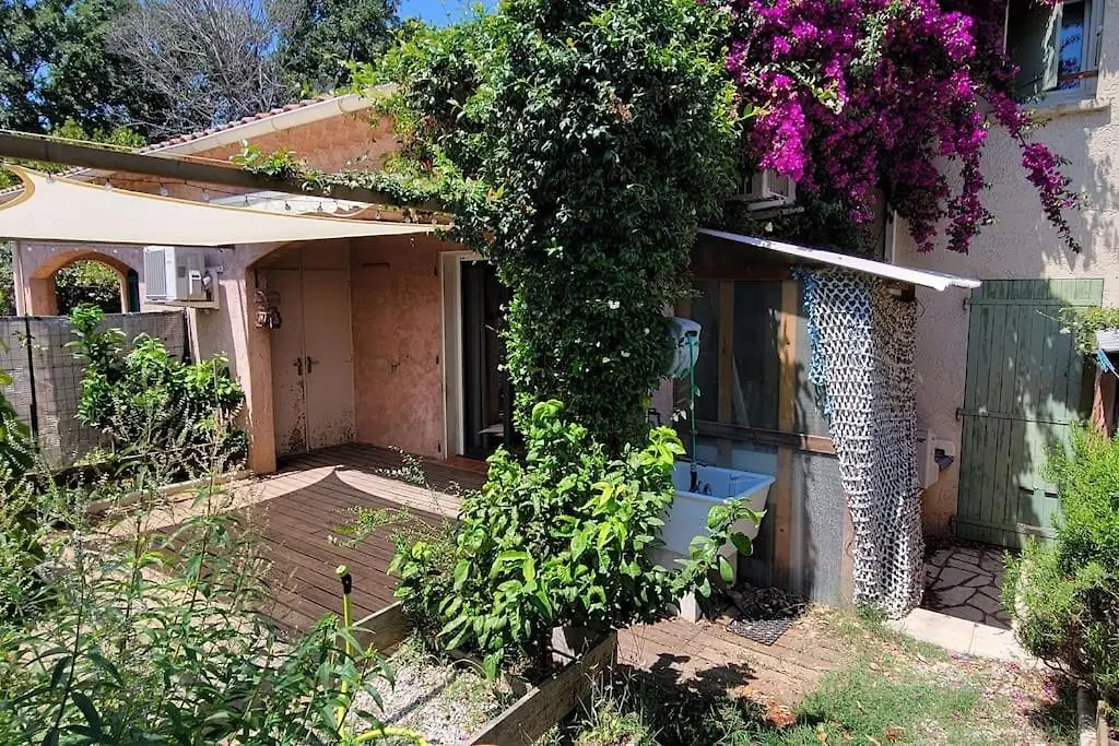 La Maison Du Bonheur Six-Fours-les-Plages Holiday home